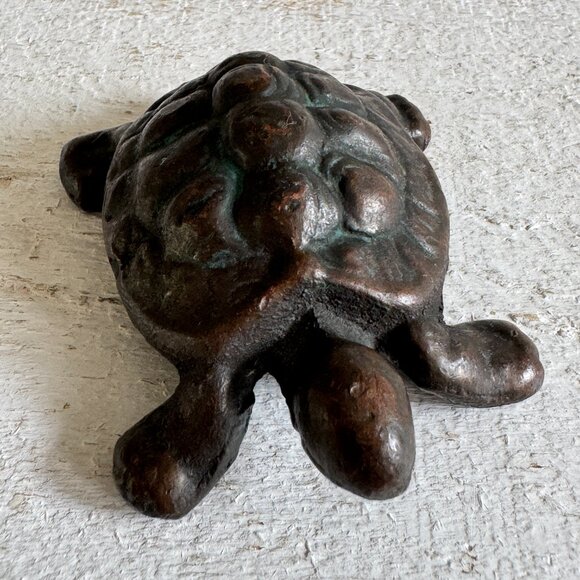 Vintage Metal Advertising Turtle - The Billings Chapin Co - Picture 3 of 9